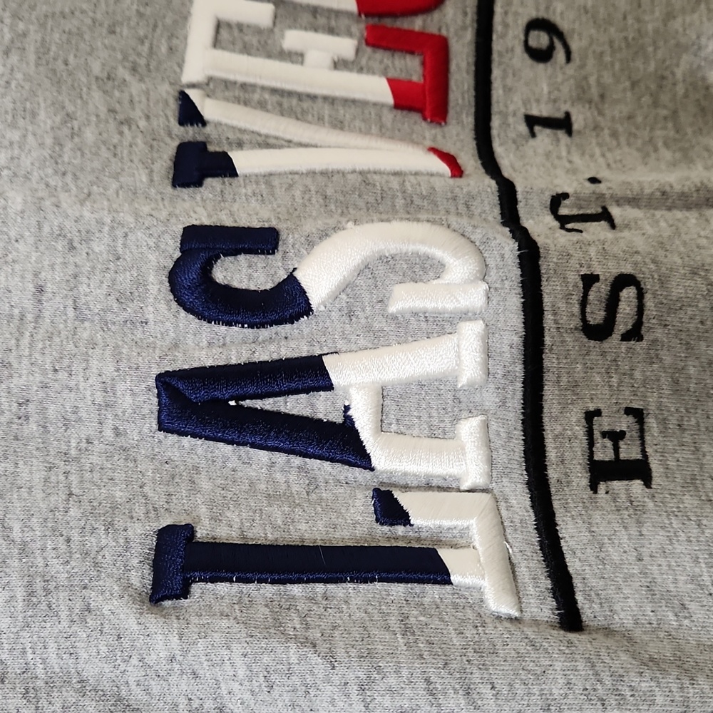 Like New Gildan Las Vegas Tee Size Men's Medium - Picture 2 of 4